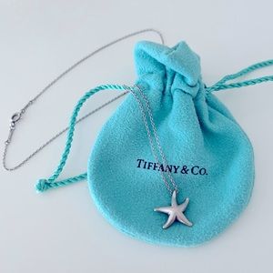 Tiffany & Co. Elsa Peretti sterling silver starfish necklace with dust bag
